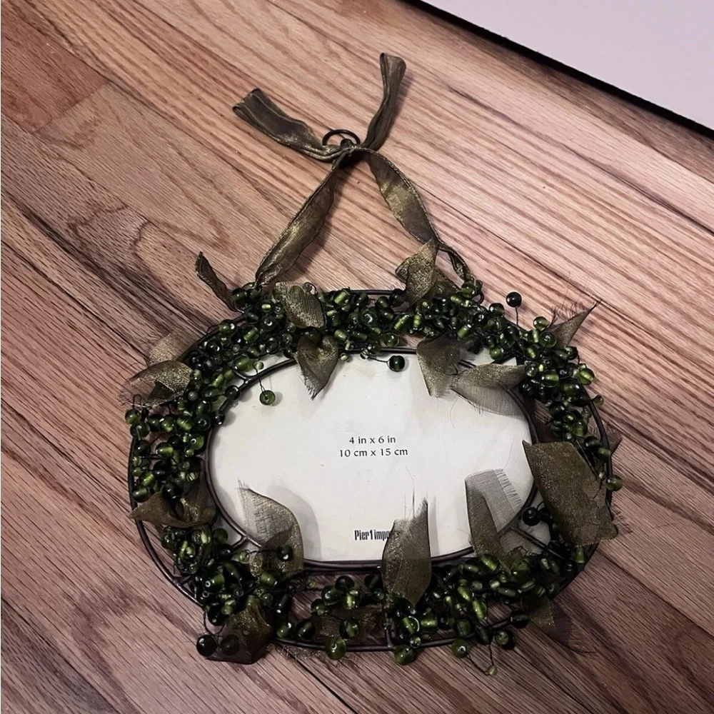 Pier 1 Green and Gold Decorative Picture Frame